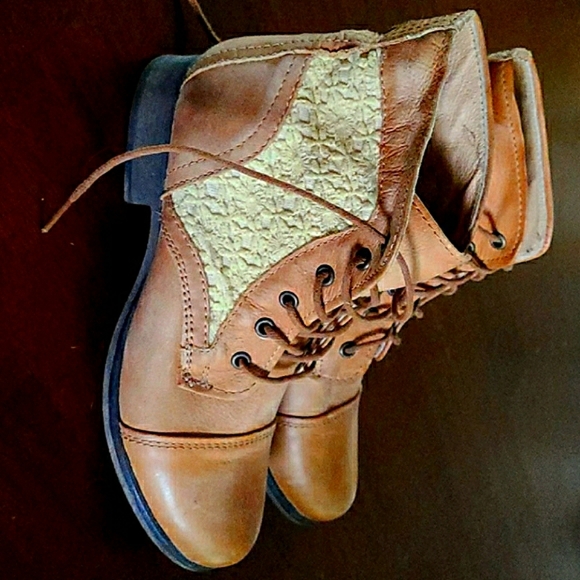 Steve Madden leather & fabric THUNDR-C boot - Picture 2 of 2